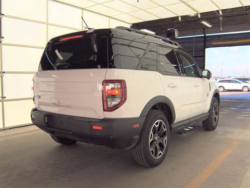 Used 2025 Ford Bronco Sport Outer Banks w/ Outer Banks Tech Package+ image 3