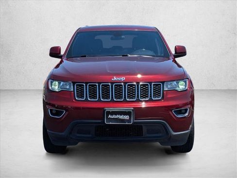 Used 2018 Jeep Grand Cherokee Laredo RWD image 2