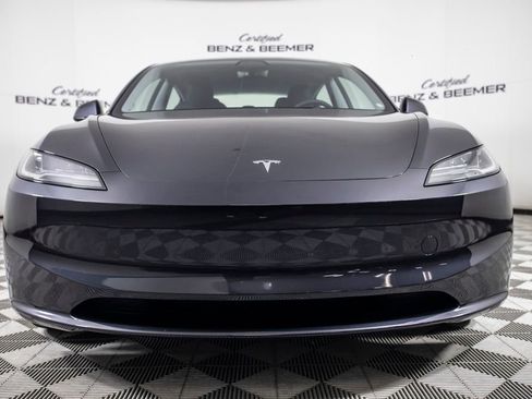 Used 2024 Tesla Model 3 Standard Range image 7