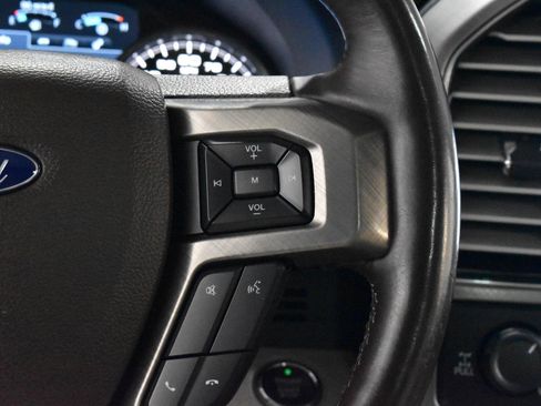 Used 2019 Ford F150 Limited w/ Trailer Tow Package image 10