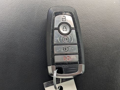 Used 2023 Ford Explorer XLT w/ Equipment Group 202A RWD image 32