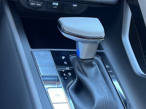 New 2026 Hyundai Elantra Hybrid FWD image 19