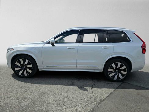 Certified 2023 Volvo XC90 T8 Ultimate AWD/4WD image 7