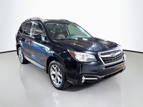 Used 2018 Subaru Forester 2.5i Touring AWD/4WD image 3
