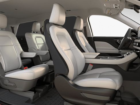 New 2026 Lincoln Aviator AWD w/ Jet Appearance Package image 57