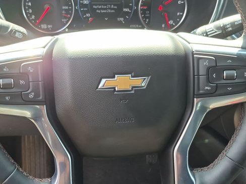 Used 2023 Chevrolet Blazer Premier w/ Driver Confidence II Package FWD image 18