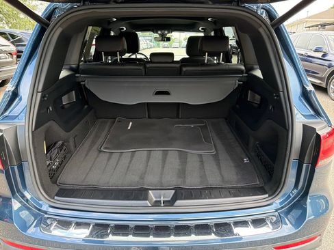 Used 2023 Mercedes-Benz GLB 250 w/ AMG Line image 18