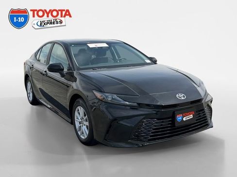 Certified 2025 Toyota Camry LE FWD image 7