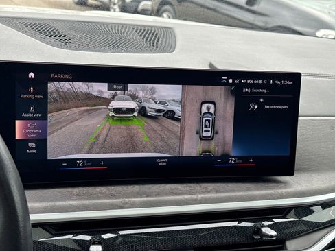 Used 2023 BMW X7 xDrive40i w/ Premium Package image 32