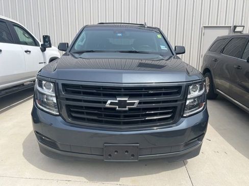 Used 2019 Chevrolet Tahoe Premier AWD/4WD image 2
