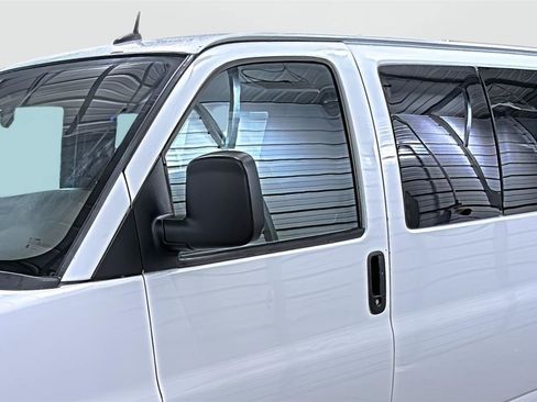 Used 2011 Chevrolet Express 3500 LT w/ LT Preferred Equipment Group image 8