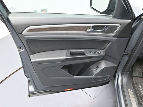 Used 2018 Volkswagen Atlas SEL image 9