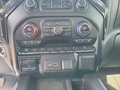 Used 2021 Chevrolet Silverado 2500 High Country w/ Z71 Off-Road Package AWD/4WD image 16