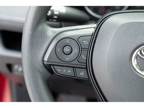 Used 2019 Toyota RAV4 LE AWD/4WD image 17