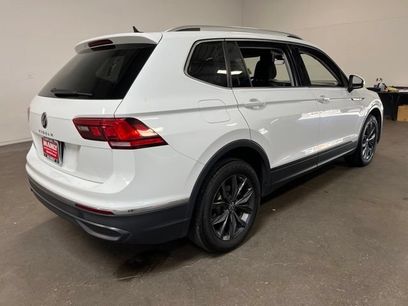 Used 2024 Volkswagen Tiguan SE