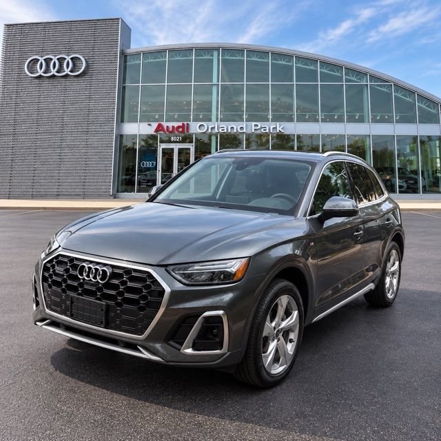 Used 2022 Audi Q5 2.0T Premium Plus w/ Premium Plus Package AWD/4WD image 8