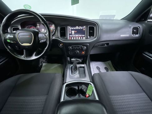 Used 2019 Dodge Charger GT image 18
