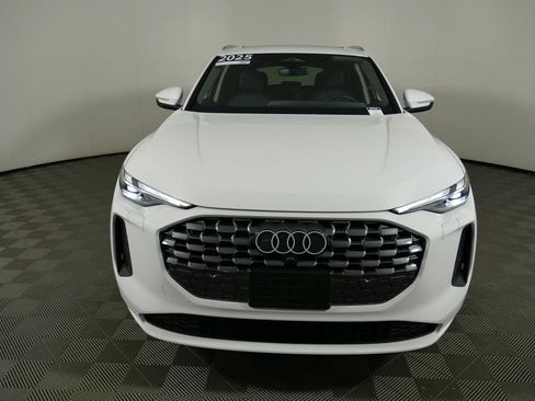 Certified 2025 Audi Q5 Premium w/ Convenience Package AWD/4WD image 7