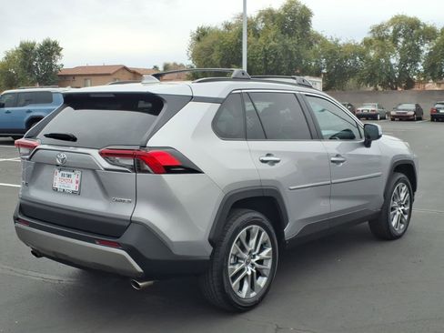 Certified 2022 Toyota RAV4 Limited image 4