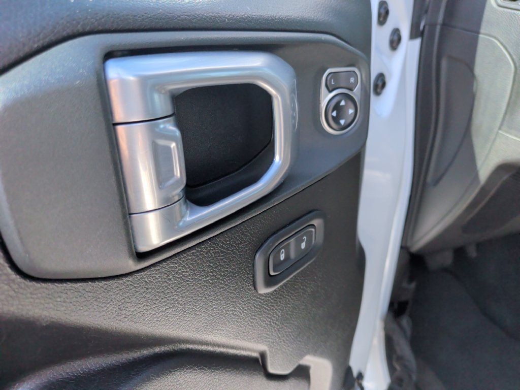 Used 2024 Jeep Wrangler Unlimited Sport AWD/4WD image 16