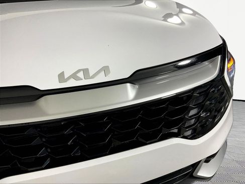Used 2024 Kia Sportage EX FWD image 32