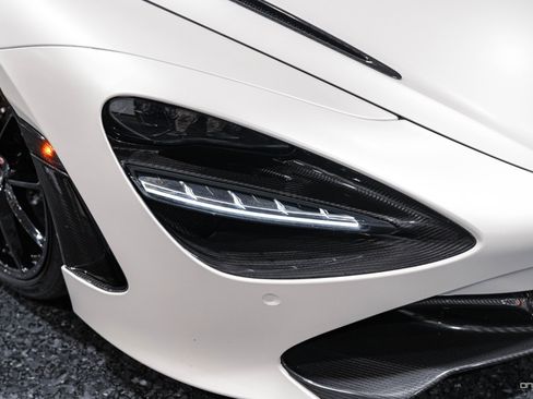 Used 2018 McLaren 720S Performance image 3