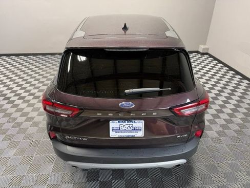 Used 2023 Ford Escape Active w/ Tech Pack #2 AWD/4WD image 12