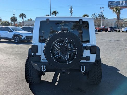 Used 2015 Jeep Wrangler Unlimited Sahara w/ Connectivity Group image 7