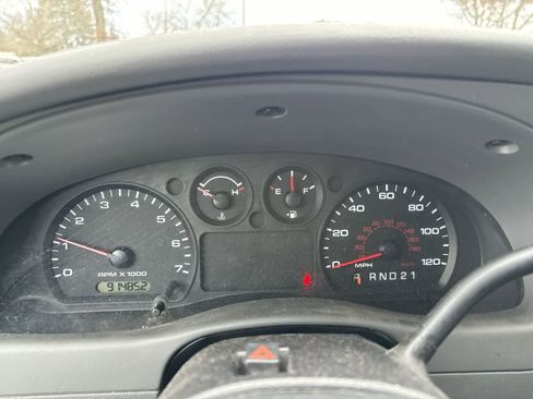 Used 2010 Ford Ranger XLT image 15