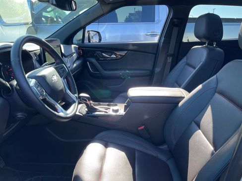 Used 2023 Chevrolet Blazer RS w/ Enhanced Convenience Package AWD/4WD image 4