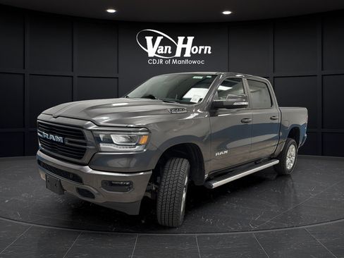 Used 2020 RAM 1500 Big Horn AWD/4WD image 3