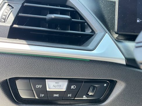 Used 2024 BMW 430i Convertible RWD image 27
