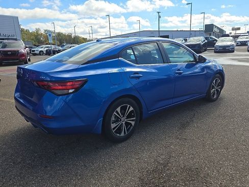 Used 2022 Nissan Sentra SV w/ Trunk Package image 7