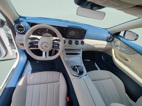 Used 2023 Mercedes-Benz E 450 Cabriolet image 10