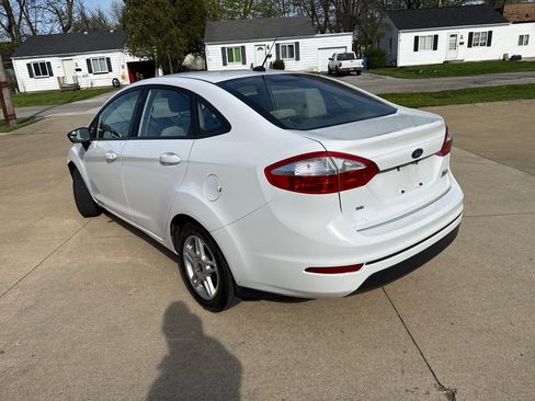 Used 2019 Ford Fiesta SE image 8