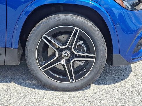 Certified 2024 Mercedes-Benz GLA 250 4MATIC image 8