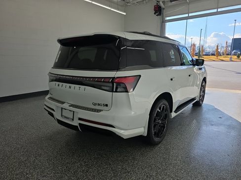 New 2026 INFINITI QX80 4WD w/ Sport Exterior Package image 5
