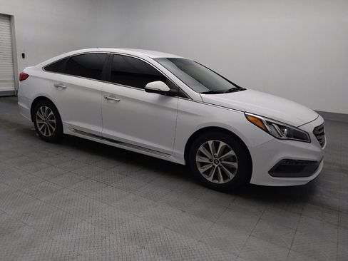 Used 2016 Hyundai Sonata Sport w/ Option Group 02 FWD image 11