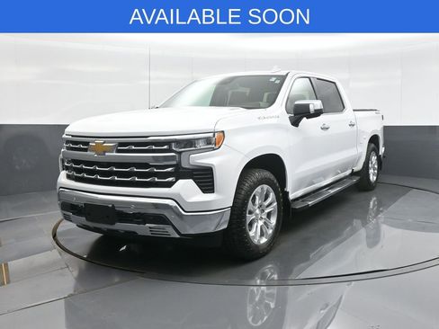 Used 2024 Chevrolet Silverado 1500 LTZ w/ LTZ Premium Package AWD/4WD image 3