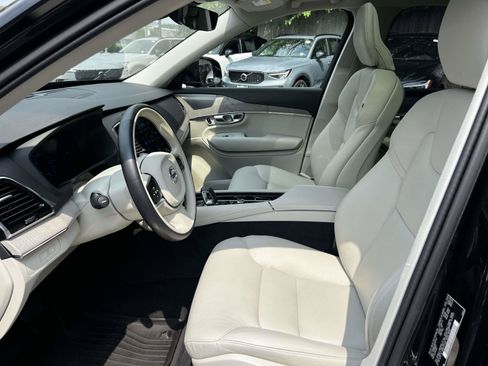 Used 2024 Volvo XC90 T8 Plus w/ Protection Package Premier AWD/4WD image 14