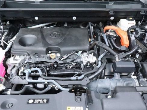 Used 2023 Toyota RAV4 XLE Premium image 24