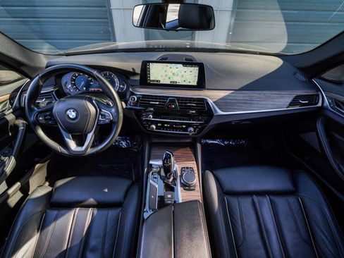 Used 2019 BMW 540i xDrive w/ Convenience Package image 17