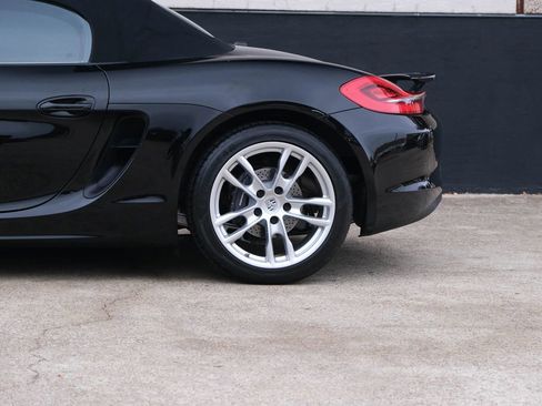 Used 2016 Porsche Boxster image 10