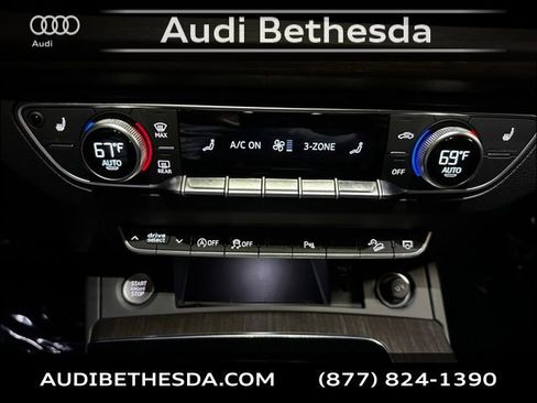 Certified 2025 Audi Q5 2.0T Premium image 24