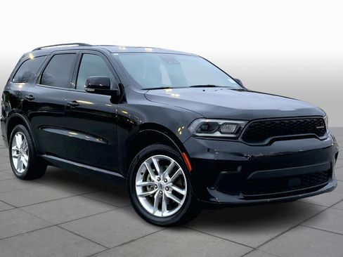 Used 2024 Dodge Durango GT image 2