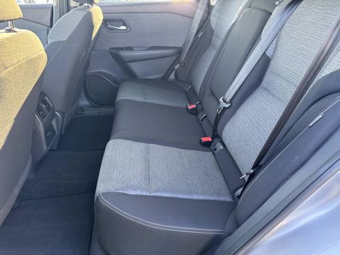 Used 2023 Nissan Rogue SV image 19