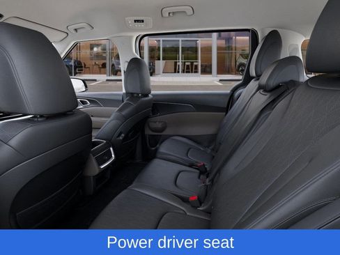 New 2026 Kia Carnival LXS image 19