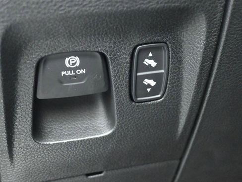 New 2026 RAM 1500 Limited w/ Body Color Bumper Group image 18