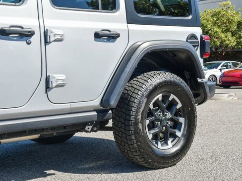 Used 2024 Jeep Wrangler Unlimited Rubicon 4xe image 12