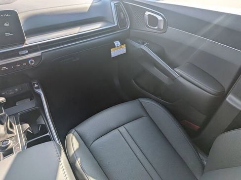 New 2026 Kia Carnival LXS image 16